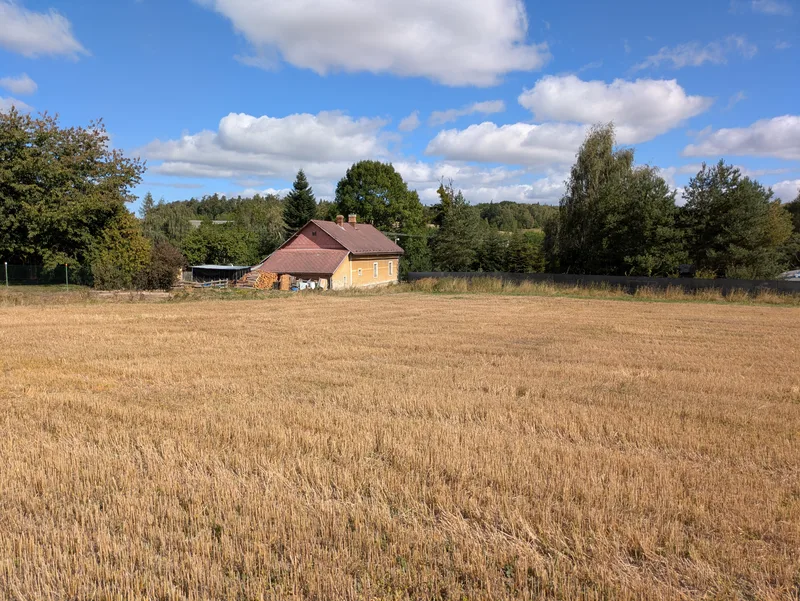 Pozemek o výměře 3 046 m² v Nových Lublicích