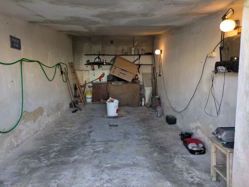 Interiér garáže o ploše 22 m² v Opavě